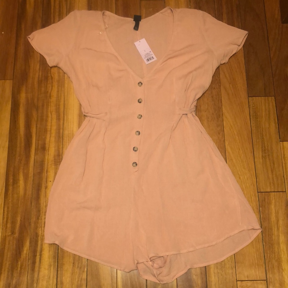Wild Fable romper. NWT. Peach/light pink